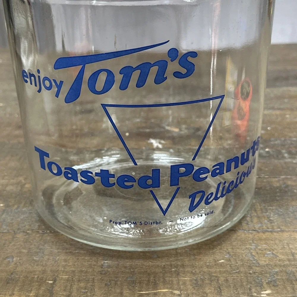 VTG Tom's Toasted Peanuts Advertising Glass Jar Embossed Lid 8